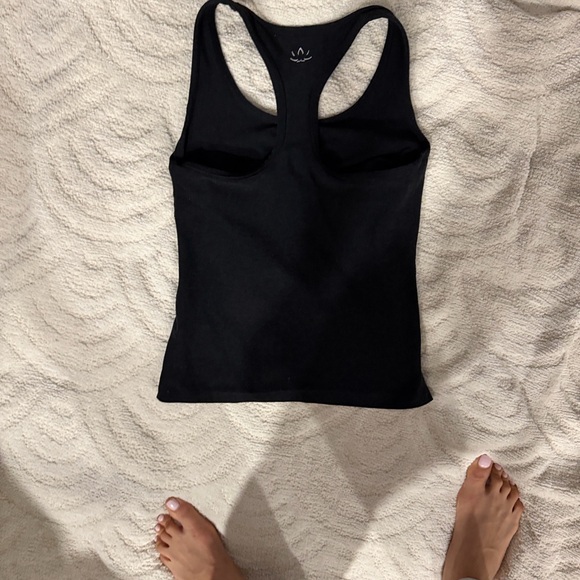 Beyond Yoga Spacedye Step Up Racerback Black Tank Top - Picture 4 of 4